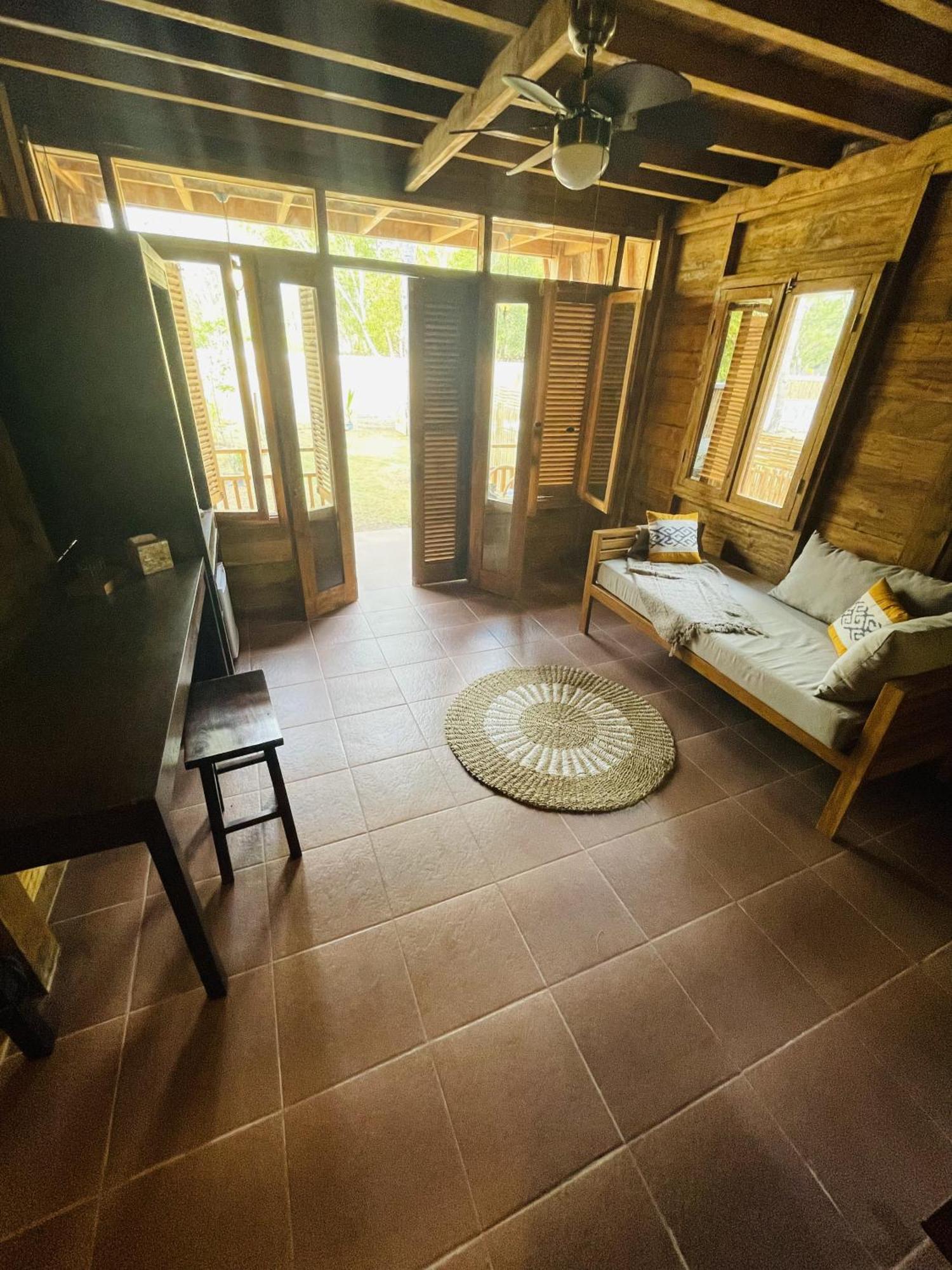 Saja Cottage, Gili Meno Buitenkant foto